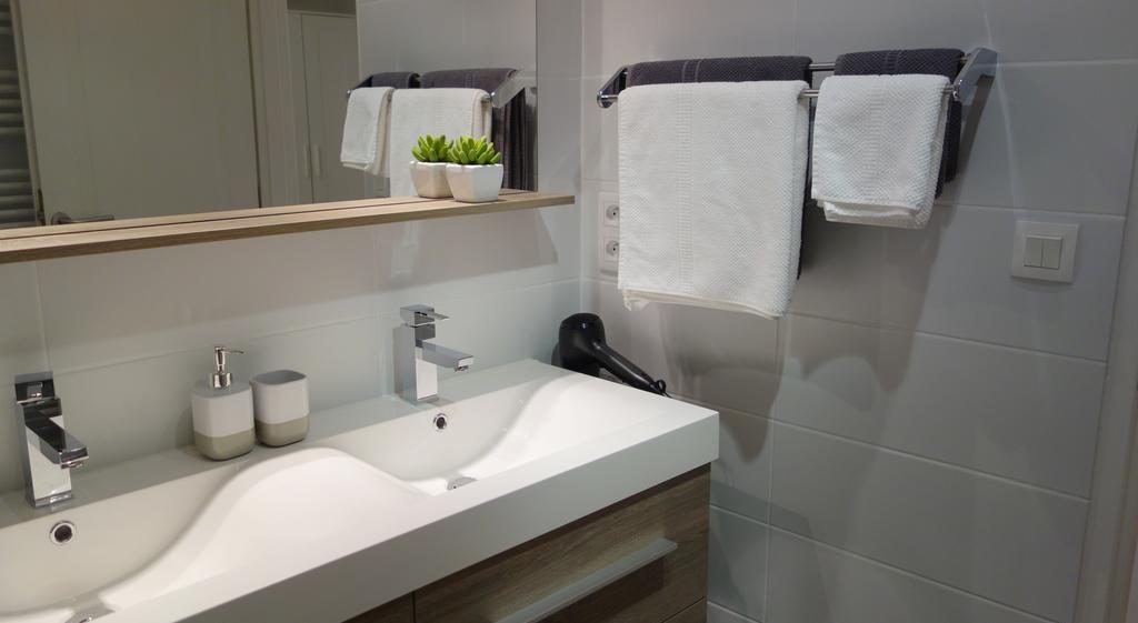 Arles' Haven - Le Loft Du Centre Apartment Стая снимка